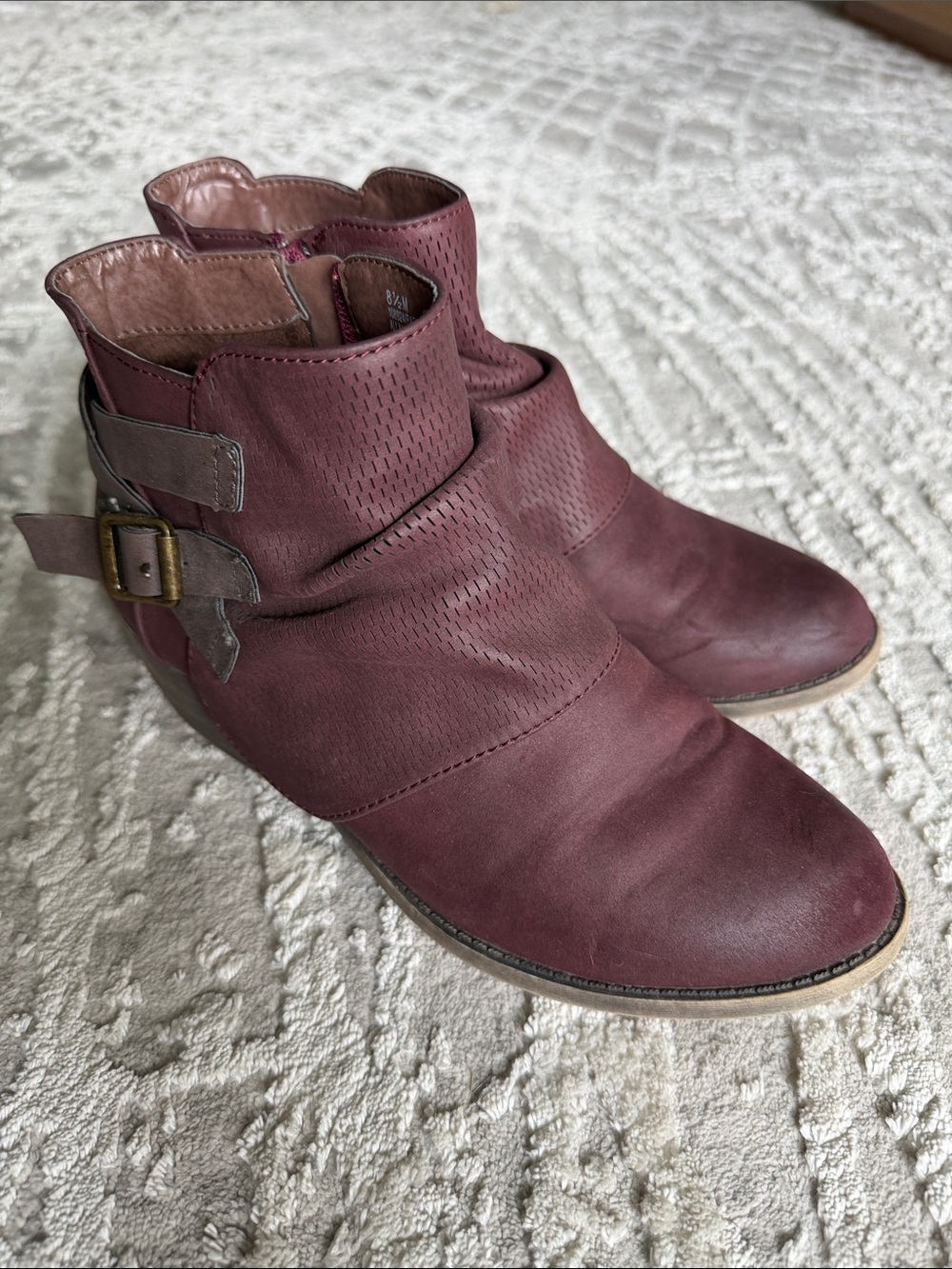 Women's Burgundy Ankle Boots - Stylish Bootie